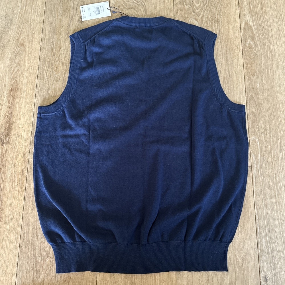 Chap's Men's Newport Navy Golf Sweater Vest Size Medium Preppy NEW - Picture 3 of 8